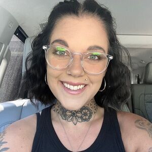 Meet your Posher, Jessica